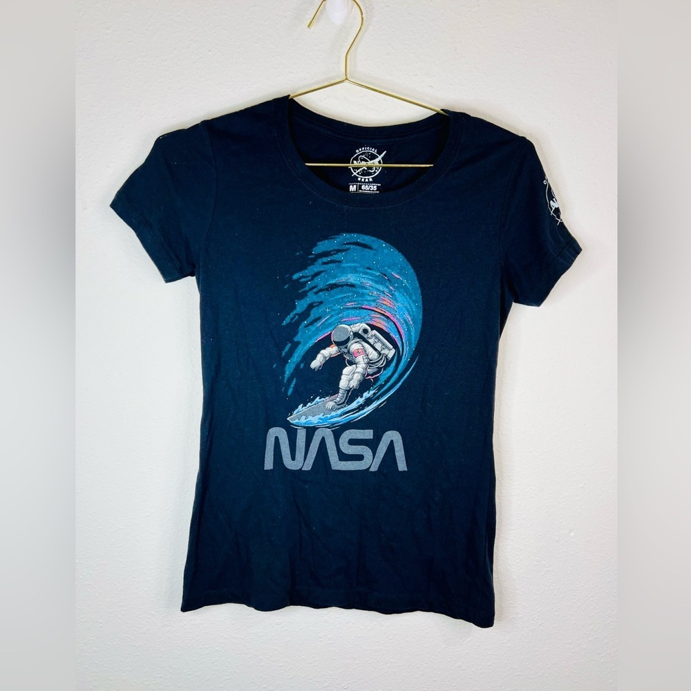 NASA Official Gear Black Short Sleeve Astronaut Space Rider Shirt Size Medium - Picture 2 of 9